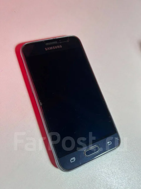 Samsung Galaxy J1 2016. �/�, 8 �� ����