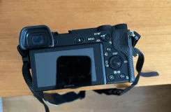 Sony Alpha ILCE-6000 Kit. 20 � ����� ��, ���: 5� ����