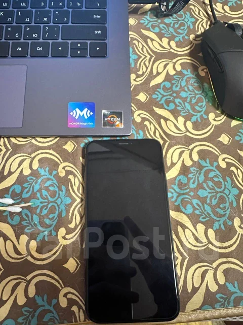 Apple iPhone X. �/�, 64 ��, ������, 3G, 4G LTE, NFC ����