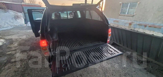 Mazda BT-50. ��������, 4wd, 2.5 (143��.�.), ������, 150 000����. �� ����