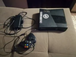 Microsoft Xbox 360 Slim ����