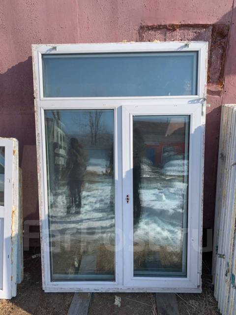Окна пластиковые б/у разных размеров, в наличии. Цена: 10 000₽ во ...