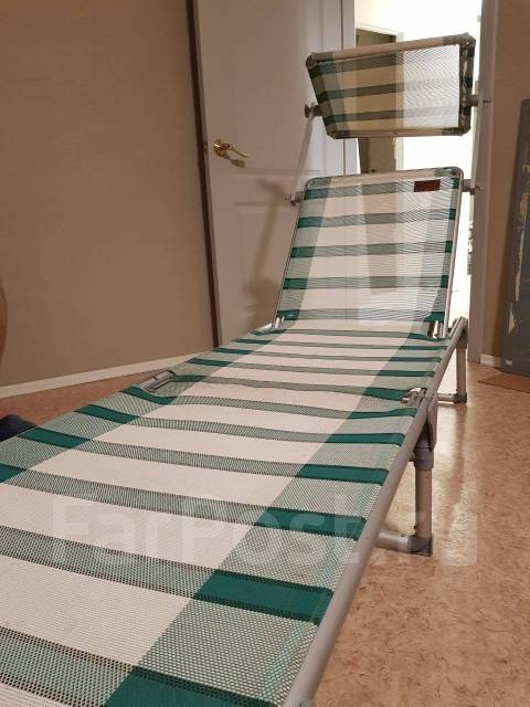 Продам раскладушку шезлонг, б/у, в наличии. Цена: 3 000₽ во Владивостоке