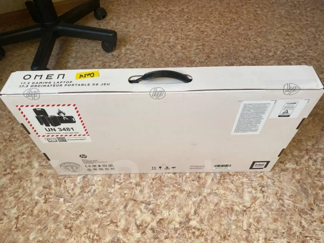 HP Omen 17. 17.3", 30����, ��� 16 ��, ���� 1 000���, WiFi: 1, Bluetooth: 1, ����������� �� 8��. ����