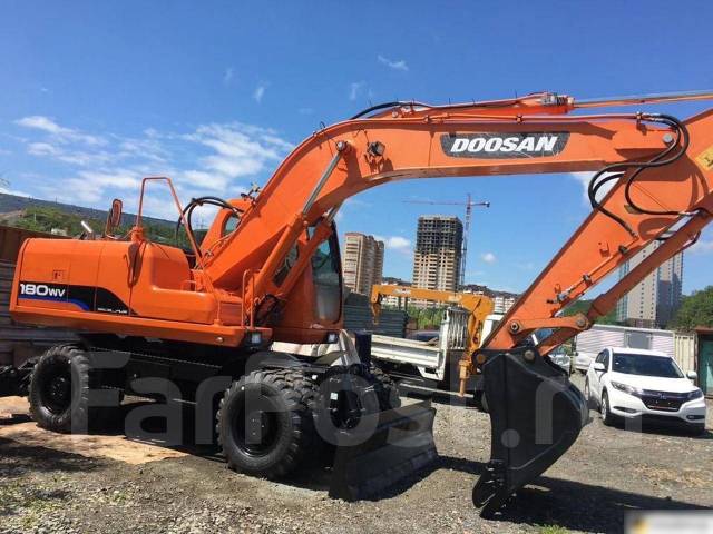 Услуги Колесного Экскаватора + гидромлот во Владивостоке