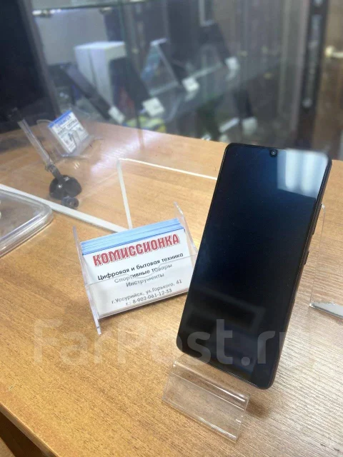 Samsung Galaxy A32. �/�, 64 ��, ������, 3G, 4G LTE, Dual-SIM, NFC ����