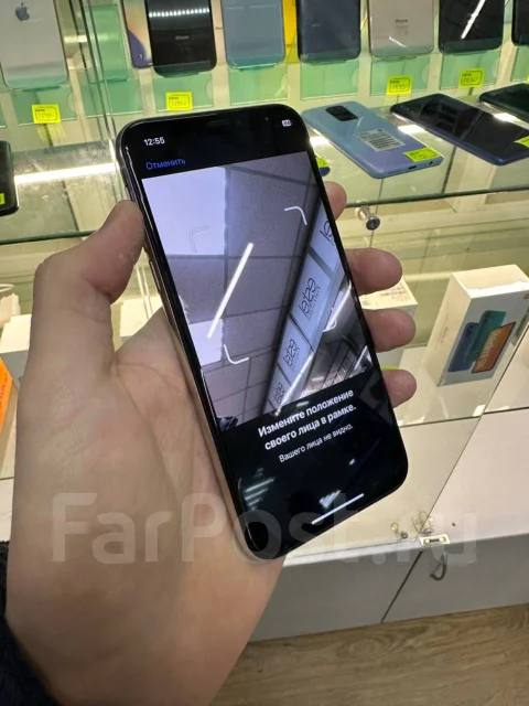 Apple iPhone X. �/�, 64 �� ����