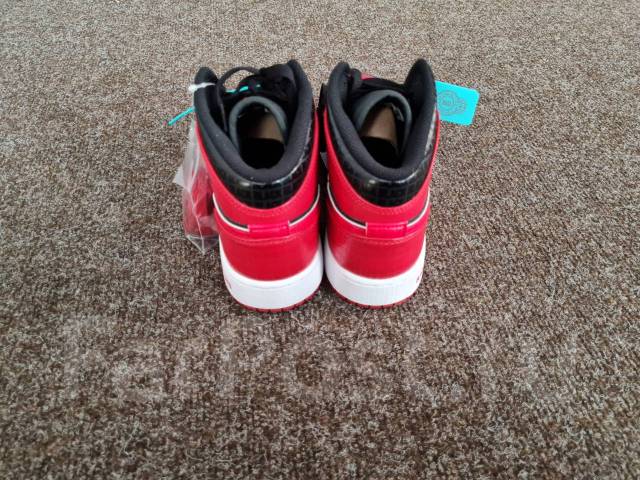 Jordan 15 mid clearance red