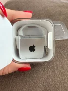 Apple iPod shuffle. ����
