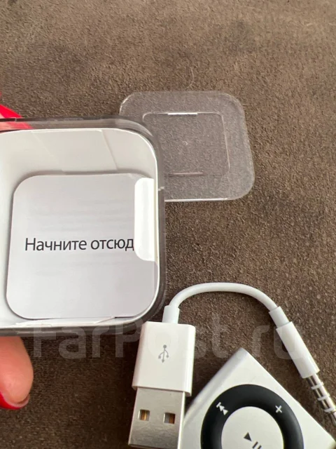 Apple iPod shuffle. ����