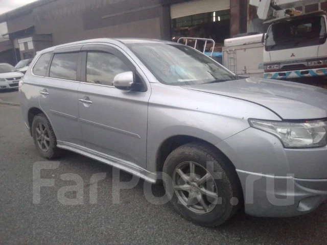 Mitsubishi Outlander. GF8W, 4J12 ����