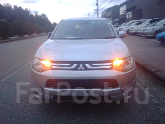 Mitsubishi Outlander. GF8W, 4J12 ����