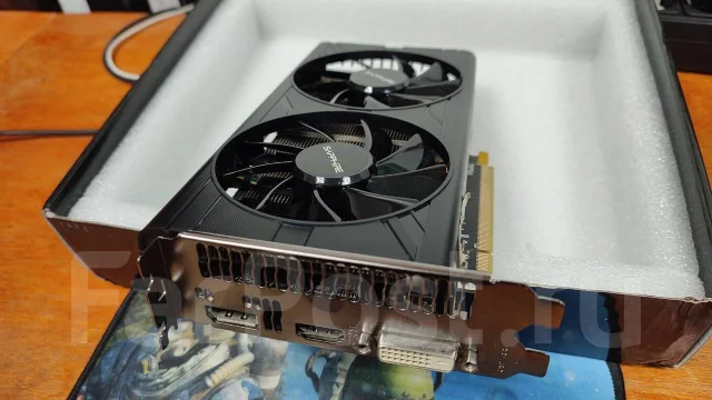 Radeon RX 580 ����