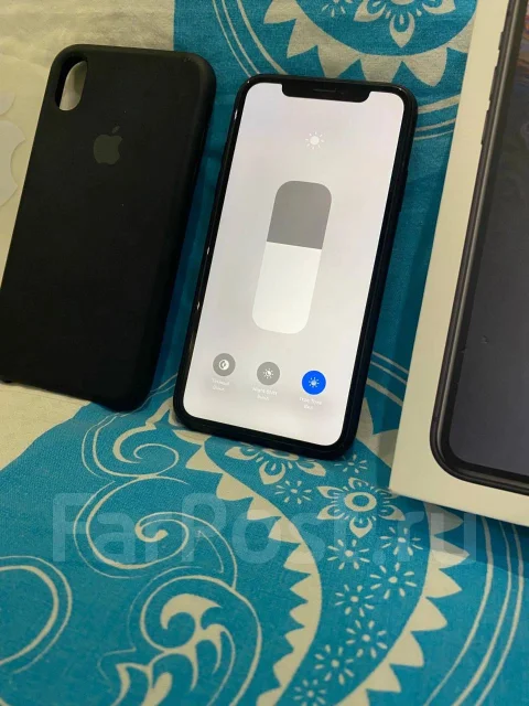 Apple iPhone Xr. �/�, 64 ��, ������, 3G, 4G LTE, ����������, NFC ����
