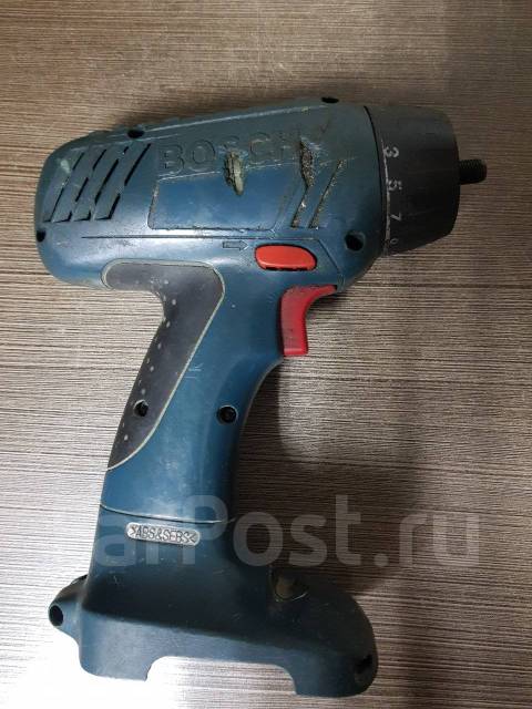 Шуруповерт Bosch На ЗапЧасти, б/у, в наличии. Цена: 2 000₽ во Владивостоке