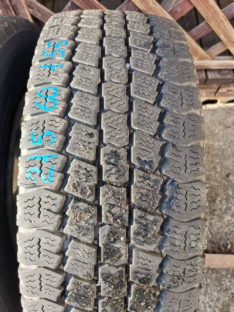 Комплект зимней грузовой резины TOYO Delvex M934 215/60 R15.5 - Колёса ...