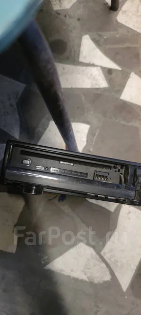 Soundmax SM-CDM1032 ����