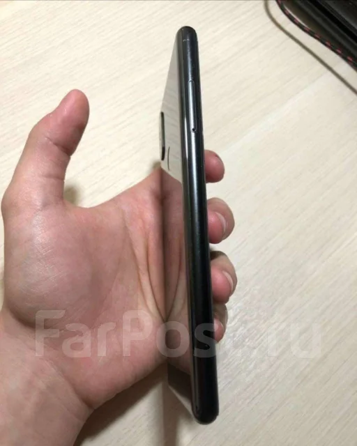 Xiaomi Mi Mix 2S. �/�, 64 ��, ������, 4G LTE, Dual-SIM, ����������, NFC ����