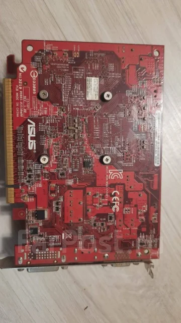 Radeon R7 250 ����