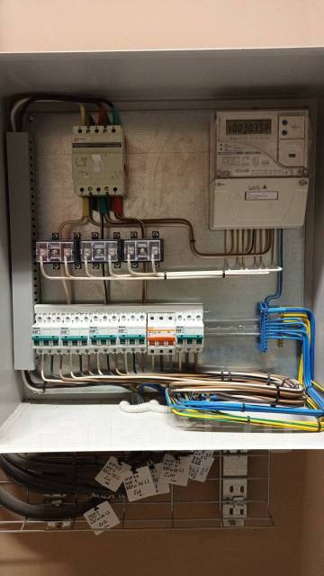 Электрик, электромонтаж под ключ. Замена щитов, счётчиков, розеток во ...