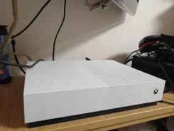 Microsoft Xbox One S All-Digital Edition ����