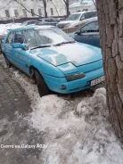 Mazda 323F ����