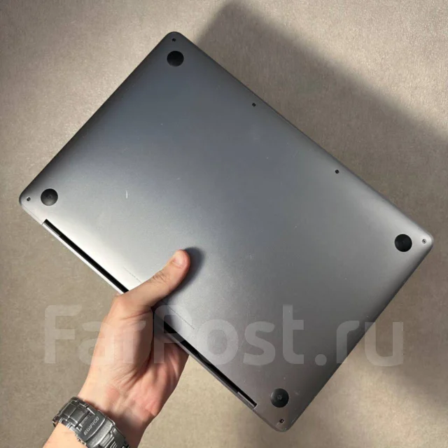 Apple MacBook Pro 13 2017 Mid. 13", 2,3����, ��� 8 ��, WiFi: 1, Bluetooth: 1, ����������� �� 4��. ����