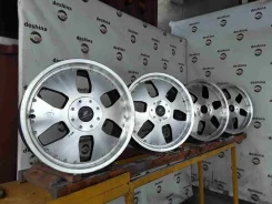 Vancer. 7.5x18", 4x114.3, 5x114.3, ET40, �� 73���. ����