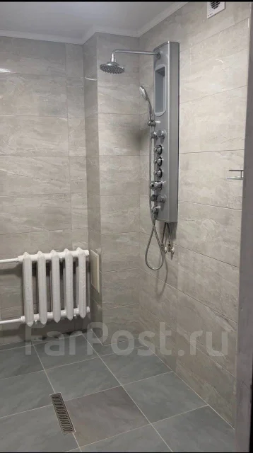 ����� ����