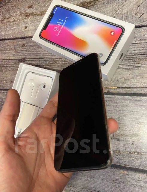 Apple iPhone X. �/�, 64 ��, �����, 3G, 4G LTE, NFC ����