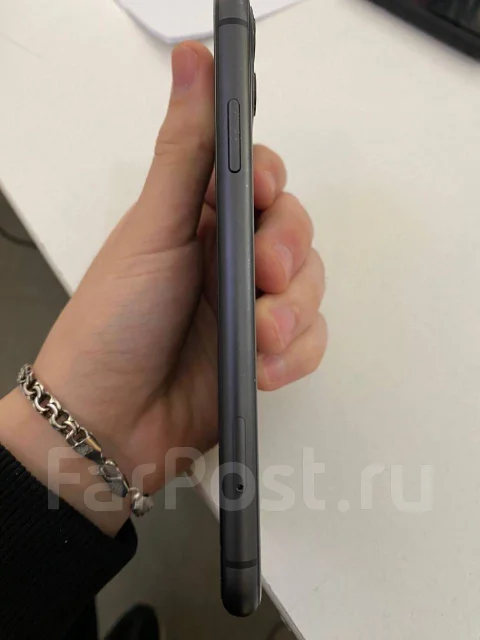 Apple iPhone 11. �/�, 64 ��, ������, 3G, 4G LTE, Dual-SIM, NFC ����