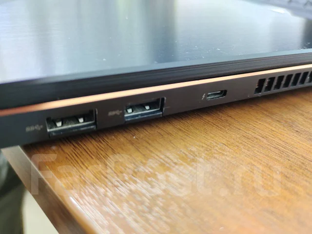 Asus ROG Zephyrus S17 GX701LWS. 17.3", 2,3����, ���� 1 000���, WiFi: 1, Bluetooth: 1, ����������� �� 3��. ����