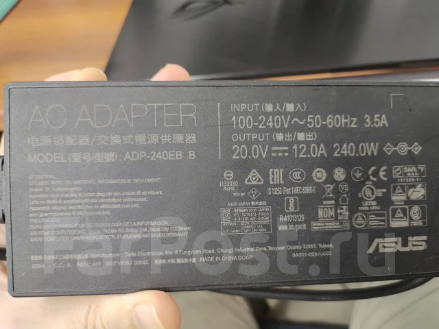 Asus ROG Zephyrus S17 GX701LWS. 17.3", 2,3����, ���� 1 000���, WiFi: 1, Bluetooth: 1, ����������� �� 3��. ����