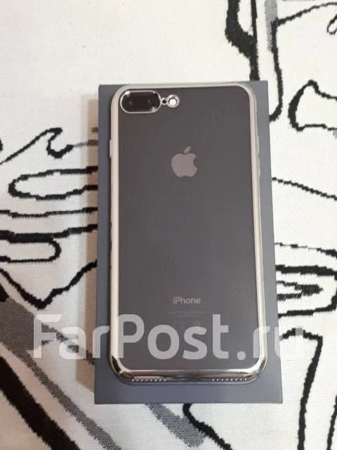 Apple iPhone 8 Plus. �/�, 64 ��, ������, 3G, 4G LTE, NFC ����