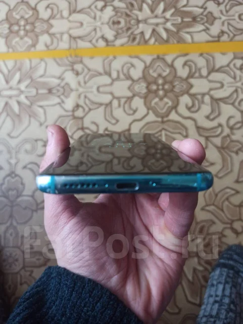 Xiaomi Mi 10. �/�, 128 ��, ���������, 3G, 4G LTE, 5G, Dual-SIM, NFC ����