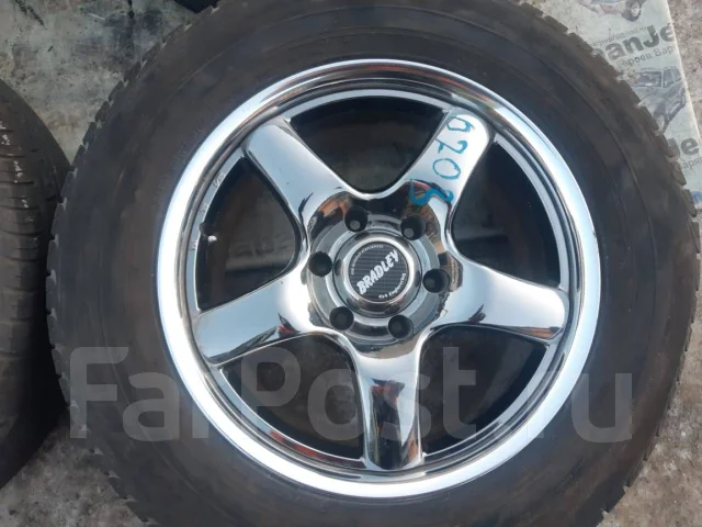 4x4 Engineering Bradley. 8.5x18", 6x139.7, ET18 ����