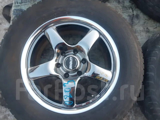 4x4 Engineering Bradley. 8.5x18", 6x139.7, ET18 ����