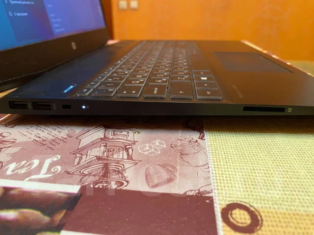 HP Pavilion Gaming 15. 15", 1,8����, ��� 8 ��, ���� 915���, WiFi: 1, Bluetooth: 1 ����