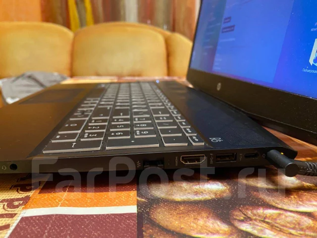 HP Pavilion Gaming 15. 15", 1,8����, ��� 8 ��, ���� 915���, WiFi: 1, Bluetooth: 1 ����