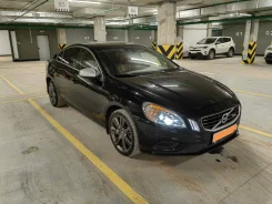 Volvo S60. YVIFS485BC2082526 ����