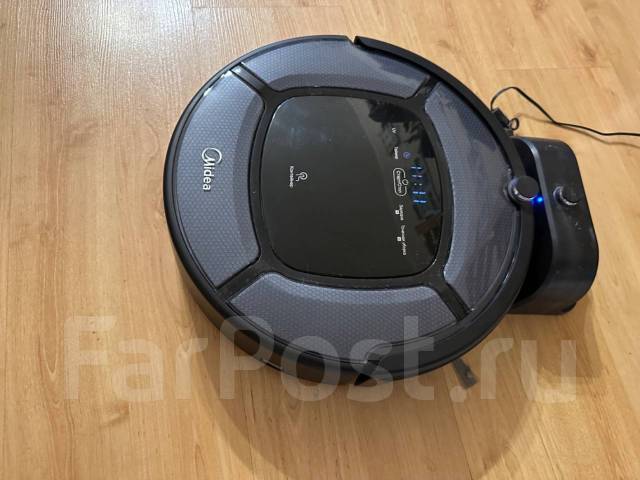 Умный робот пылесос Midea VCR15, б/у, в наличии. Цена: 3 990₽ во ...