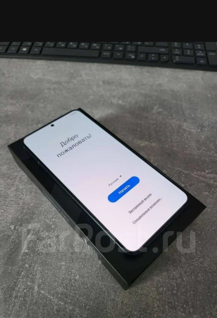 Samsung Galaxy S22. �/�, 256 ��, �������, 4G LTE, 5G, Dual-SIM, NFC ����