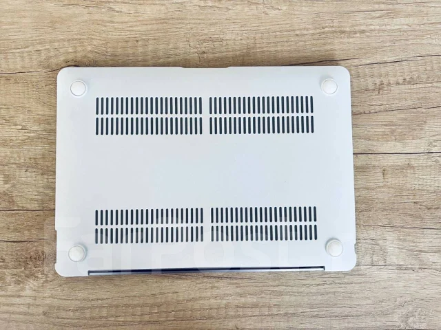 Apple MacBook Air 13 2018 MRE92. 13.3", 1,6����, ��� 8 ��, ���� 256���, WiFi: 1, Bluetooth: 1, ����������� �� 8��. ����