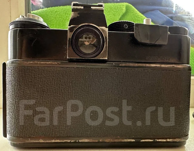 ����� ����