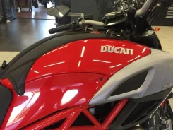 Ducati Diavel. 1 200����. ��., ��������, ���������, ������ �� �� ����