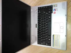 Samsung. 15", ��� 1024 ��, WiFi: 1, Bluetooth: 1, ����������� �� 3��. ����