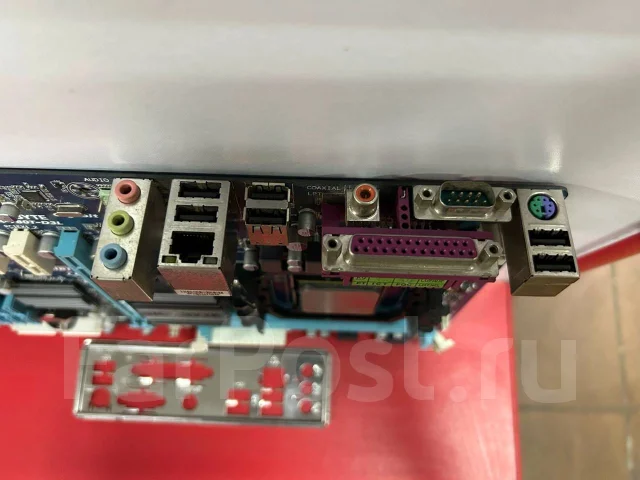 Socket AM3+ ����