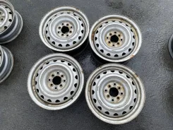 �������� ������ R15, 4-100/114,3 ���(M40). 6.0x15", 4x100, 4x114.3, �� 67,0���. ����