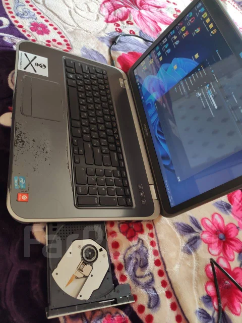 Dell Inspiron ����
