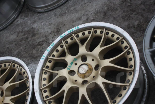 Advan Gewalt. 7.0x17", 4x100, ET40, �� 73,1���. ����